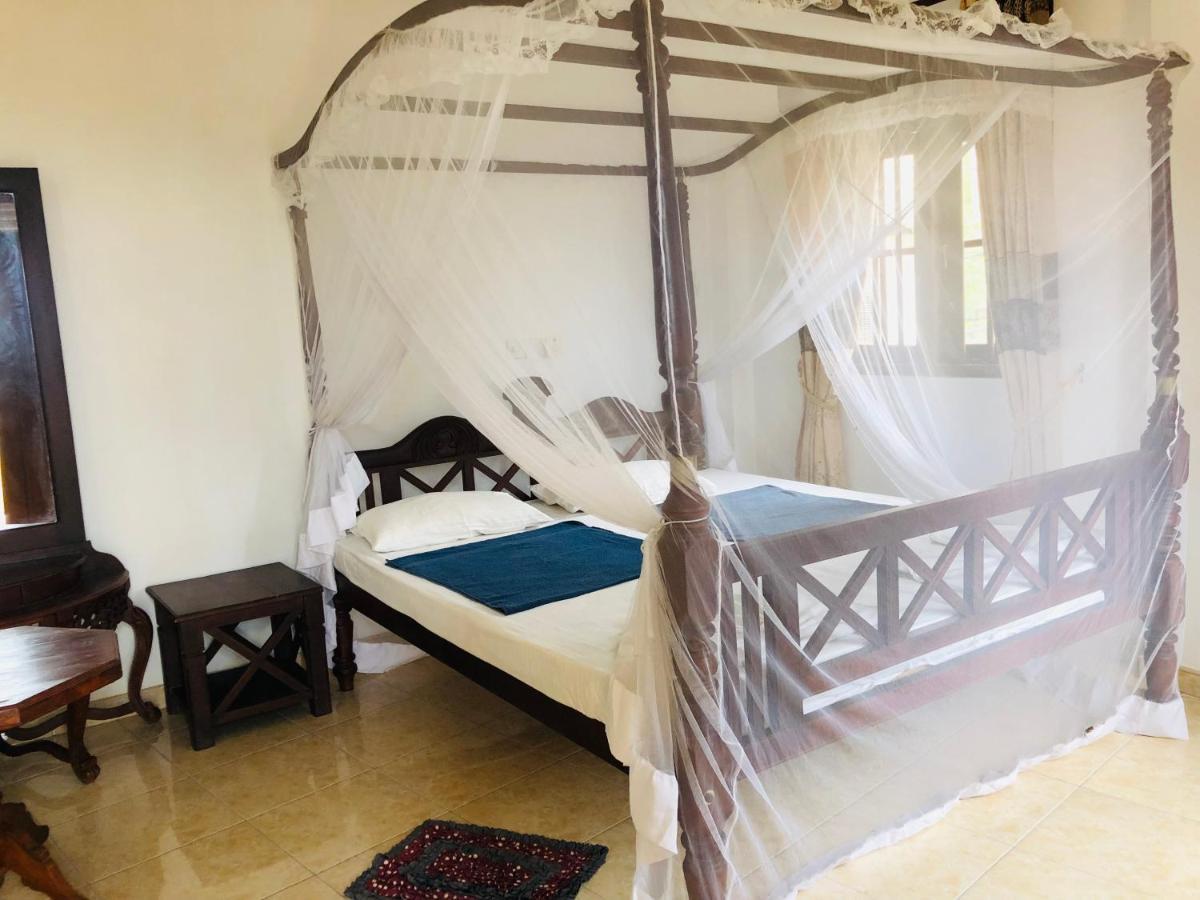 Blue Sea View Bed and Breakfast Unawatuna Buitenkant foto