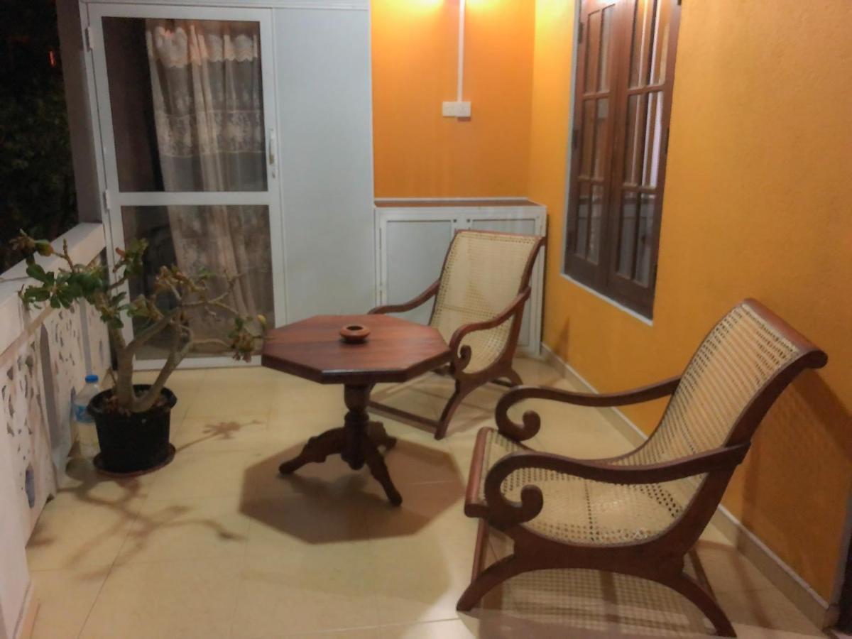 Blue Sea View Bed and Breakfast Unawatuna Buitenkant foto