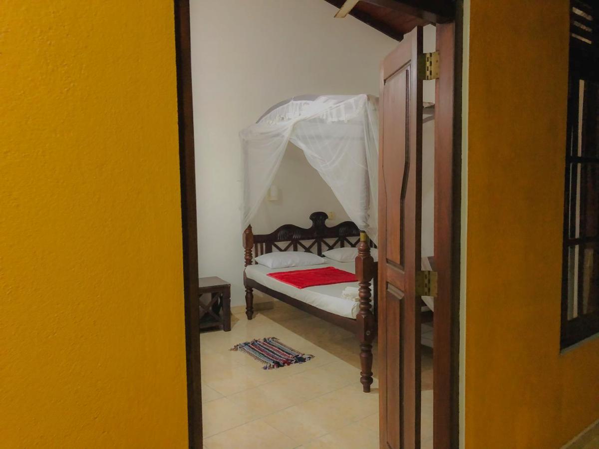 Blue Sea View Bed and Breakfast Unawatuna Buitenkant foto