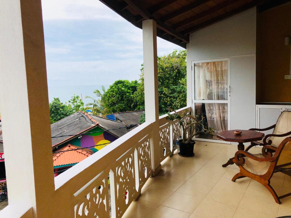 Blue Sea View Bed and Breakfast Unawatuna Buitenkant foto