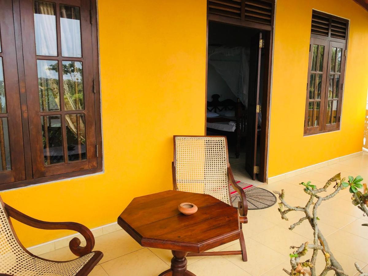 Blue Sea View Bed and Breakfast Unawatuna Buitenkant foto